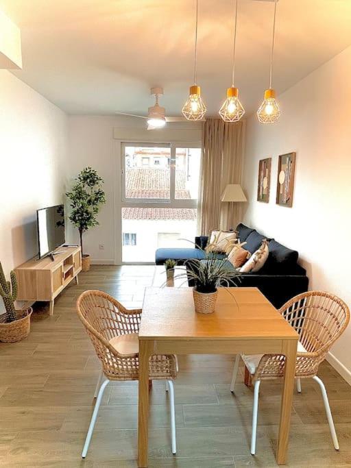 Lovely Beach Apartment Ринкон-де-ла-Викториа Экстерьер фото
